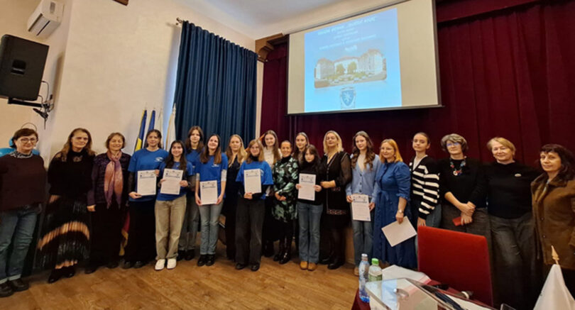 În perioada 2 - 3 decembrie 2024, Colegiul Național „Calistrat Hogaș”, din Piatra-Neamț, în calitate de coordonator al parteneriatului de cooperare în educație școlară Digital Eco-Leadership, a găzduit prima întâlnire transnațională de proiect. Orice mobilitate Erasmus+ este o experiență transformatoare. Acesta oferă elevilor abilități esențiale de rezolvare a problemelor, sporește încrederea, stimulează creativitatea și încurajează proactivitatea. În plus, proiectele Erasmus+ promovează incluziunea și deschiderea față de alte culturi, inspirându-ne să legăm noi prietenii și să învățăm limbi noi.