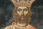 Se știe că şi cumanii erau turci, şi pecenegii au fost turci, dar în Anatolia, Turcia de astăzi, apare de la sfârşitul veacului al XI-lea şi până în veacul al XIII-lea o mare putere, cea a turcilor selgiucizi, rude apropiate ale cumanilor de pe ţărmul nordic al Mării Negre. Când aceştia sunt înlăturaţi de valul mongol, statul înfiinţat de ei se prăbuşeşte şi, în locul lor, un alt neam, tot de turci, care a preluat numele unuia din fondatorii lui, Osman (de unde s-au numit osmanlâi sau otomani), apare în Anatolia, în fostul teritoriu al imperiului.