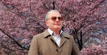 POESIS – Mihai Merticaru și sonetele sale