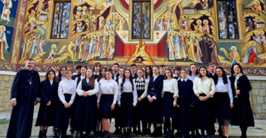Elevii Secției de Patrimoniu de la Seminarul Teologic Ortodox „Veniamin Costache” de la Mănăstirea Neamț au primit și anul acesta o invitație la Festivalul Internațional de Artă plastică pentru copii, ediția a 44-a, „The small Montmartre of Bitola”, în Macedonia, concurs organizat de CHILDRENS ART STUDIO „ST. CYRIL AND METHODI”.