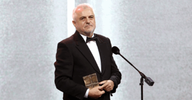 Interviu - Actorul Mircea Rusu: „Revin mereu la Piatra, cu mare drag, să-mi îmbrățișez bucățelele de suflet care mi-au rămas aici”